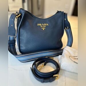 Prada Vitello Phenix crossbody leather bag (Authentic)